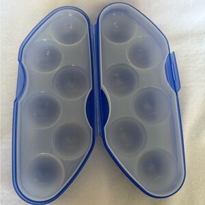 Tupperware Blue Storage Lid
